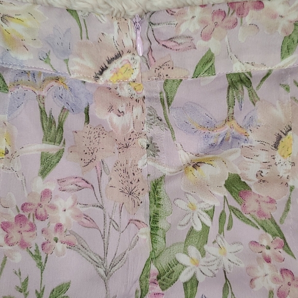 Floral ruffle mini skirt 🌸💜 - Picture 5 of 9